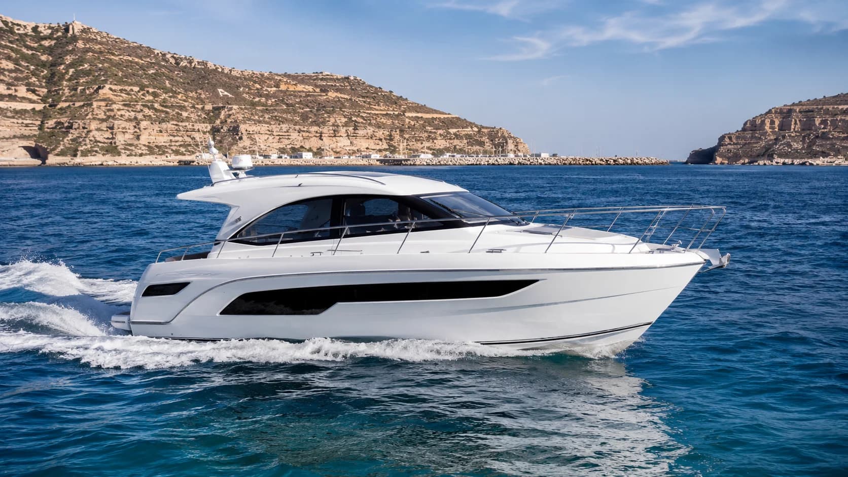 Private Boat Charter in Morocco: Best Choice for Couples & Groups